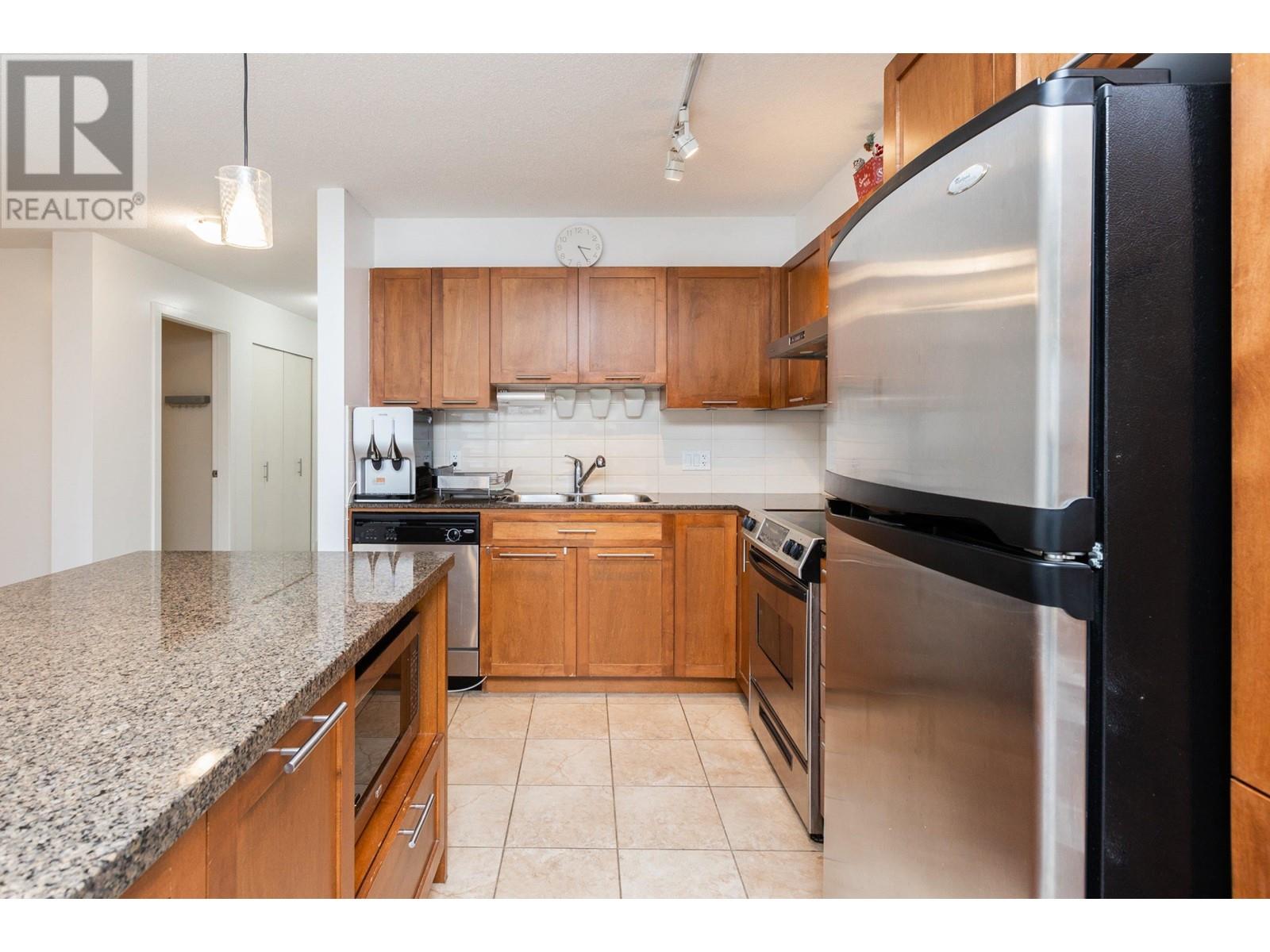 207 19673 Meadow Gardens Way, Pitt Meadows, British Columbia  V3Y 0A1 - Photo 13 - R2970860