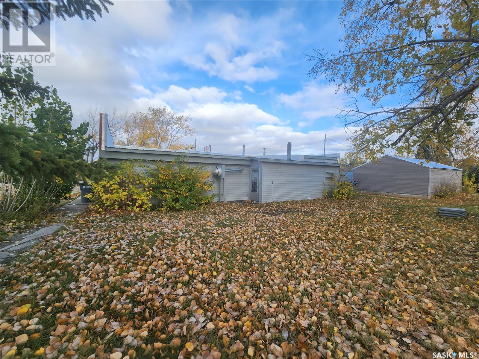 96 Alberta Street, Eyebrow, Saskatchewan  S0H 0C8 - Photo 10 - SK996614