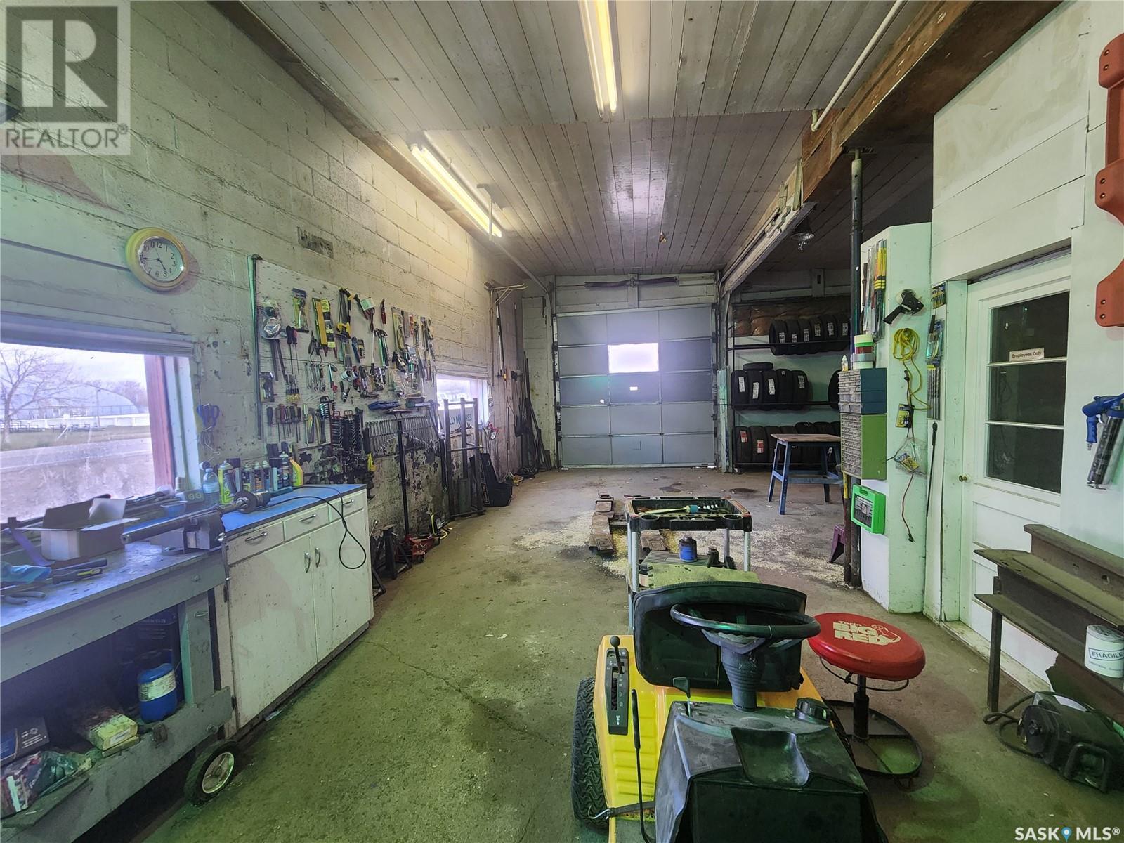 96 Alberta Street, Eyebrow, Saskatchewan  S0H 0C8 - Photo 15 - SK996614