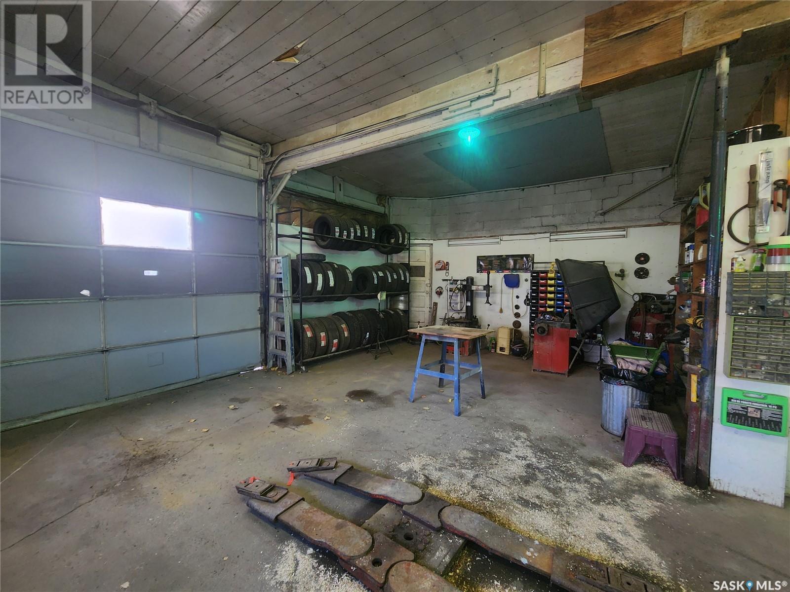 96 Alberta Street, Eyebrow, Saskatchewan  S0H 0C8 - Photo 17 - SK996614