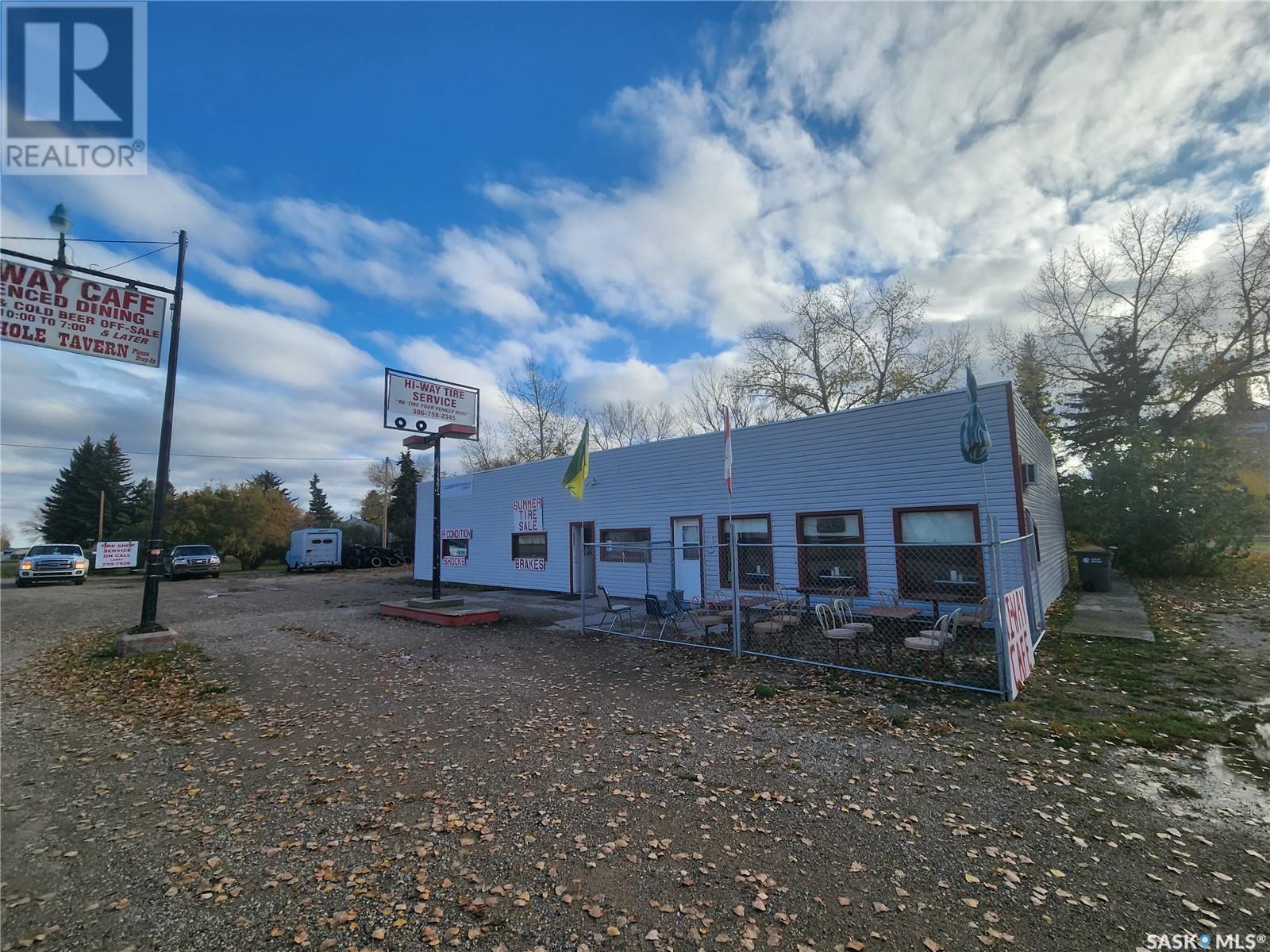 96 Alberta Street, Eyebrow, Saskatchewan  S0H 0C8 - Photo 2 - SK996614
