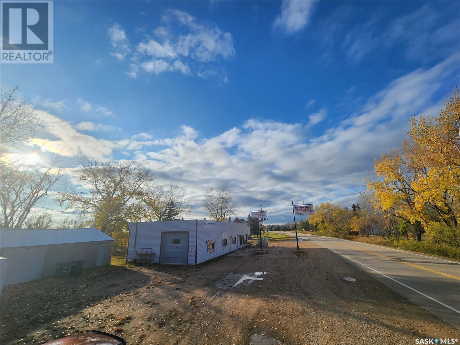 96 Alberta Street, Eyebrow, Saskatchewan  S0H 0C8 - Photo 4 - SK996614
