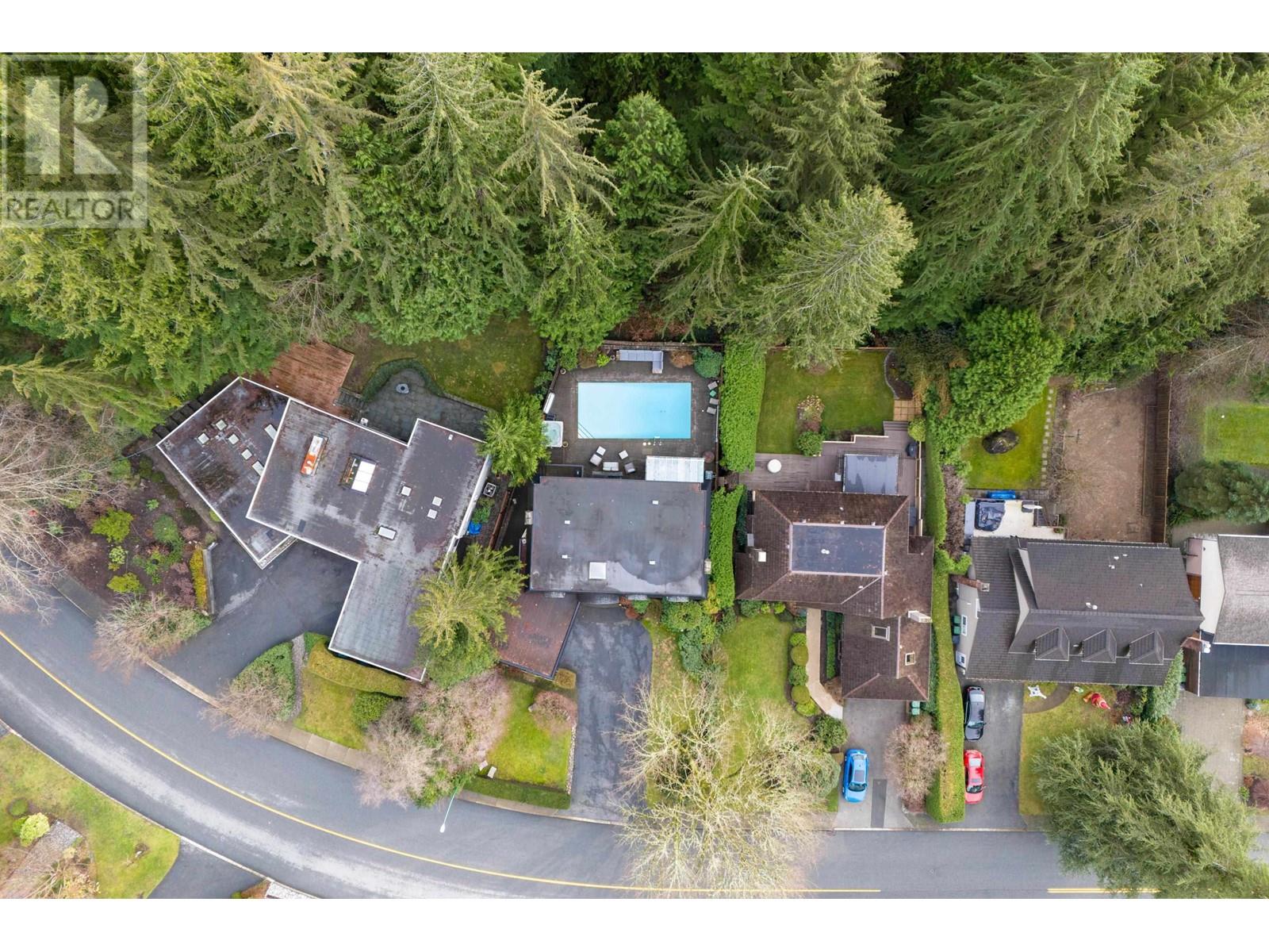 5446 Cliffridge Avenue, North Vancouver, British Columbia  V7R 4M4 - Photo 34 - R2952963