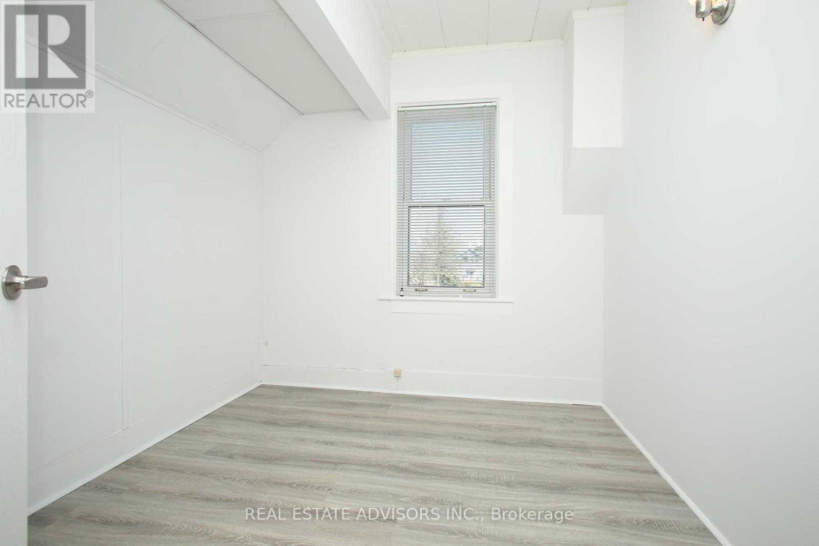 7 Elizabeth Street, Innisfil (Cookstown), Ontario  L0L 1W0 - Photo 18 - N11995222