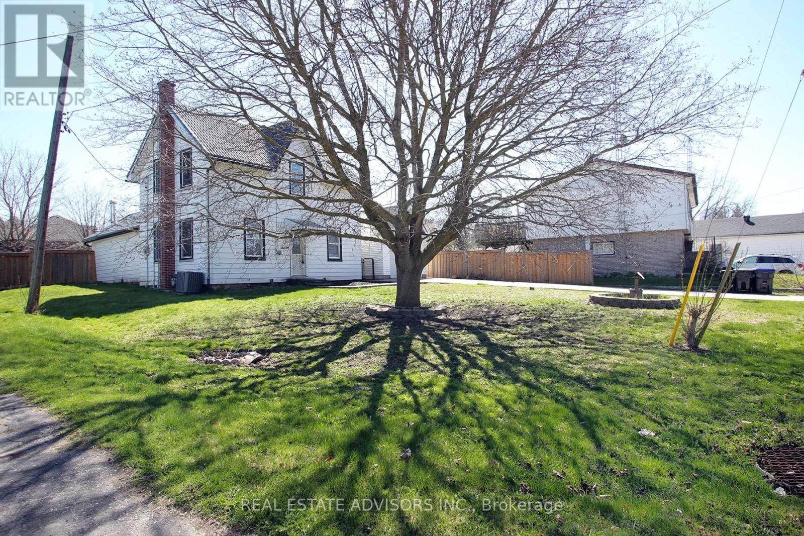 7 Elizabeth Street, Innisfil (Cookstown), Ontario  L0L 1W0 - Photo 2 - N11995222