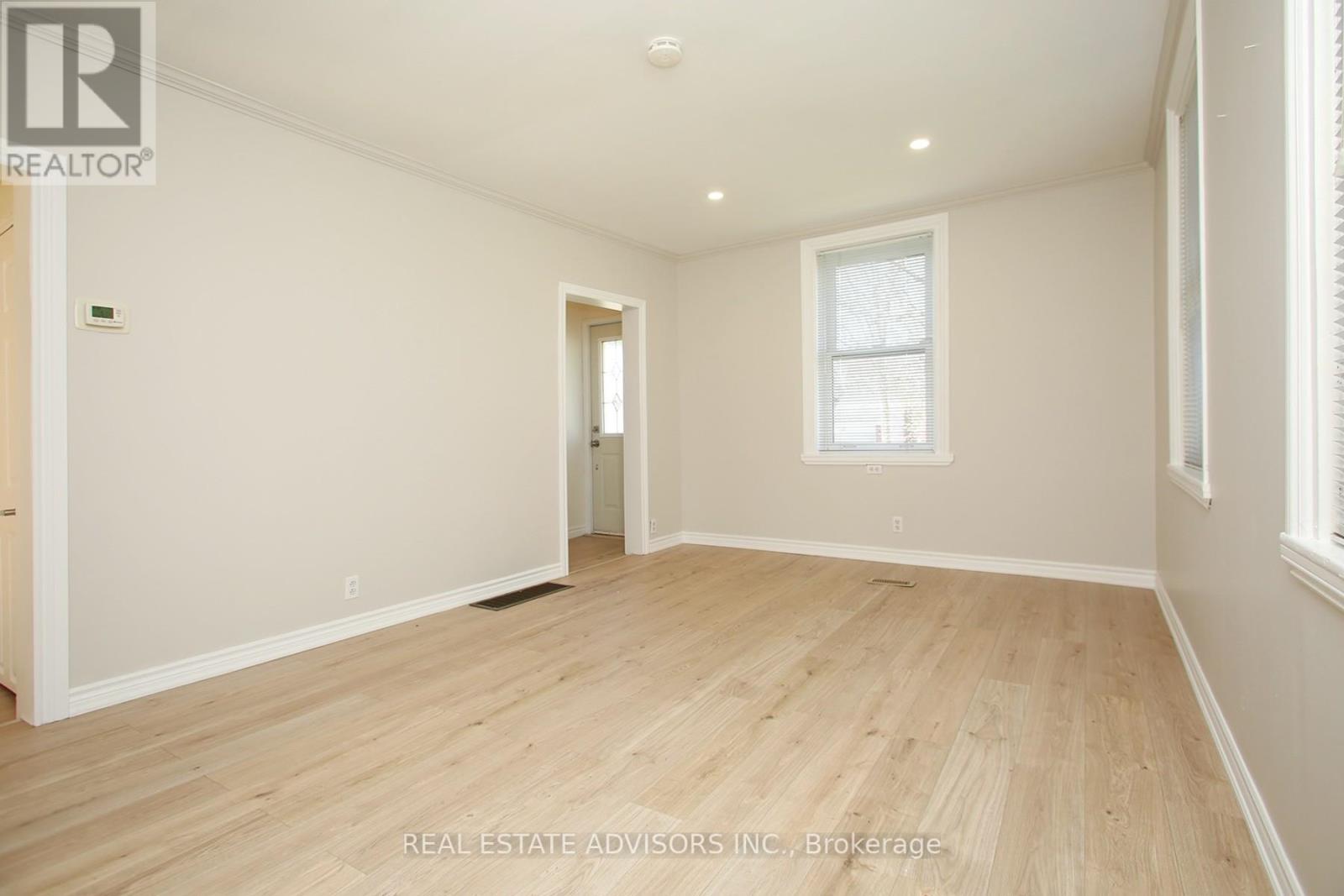 7 Elizabeth Street, Innisfil (Cookstown), Ontario  L0L 1W0 - Photo 8 - N11995222