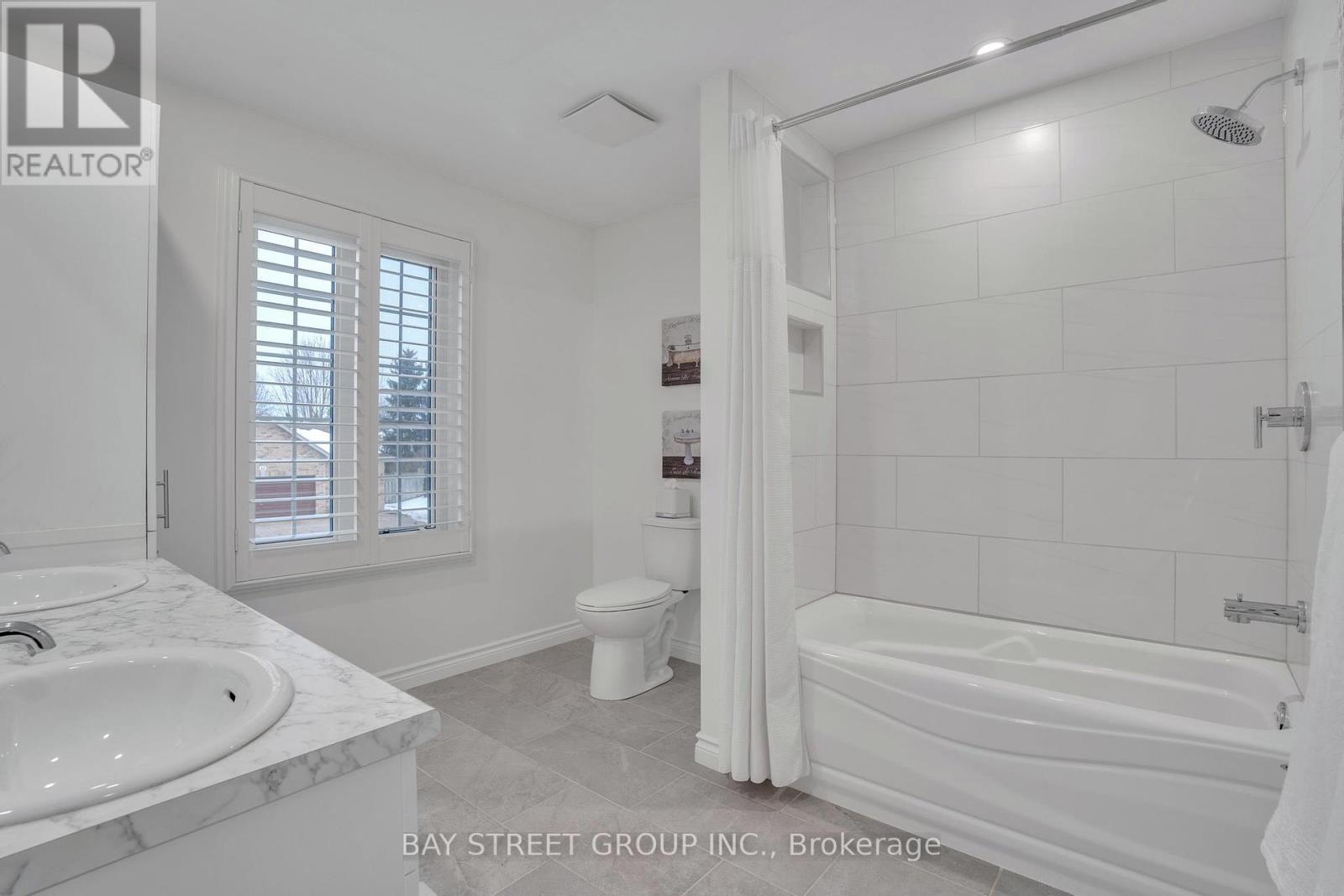 Photo 31 of 50 for 107 Glenridge Crescent