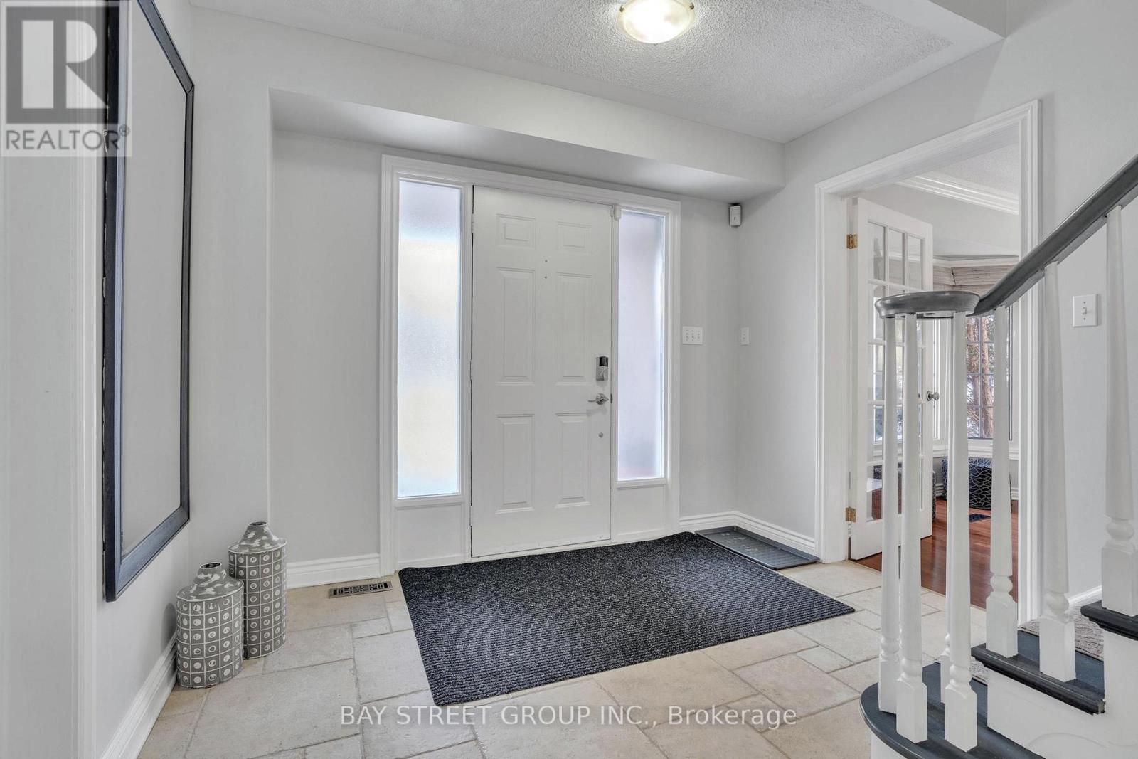 Photo 6 of 50 for 107 Glenridge Crescent