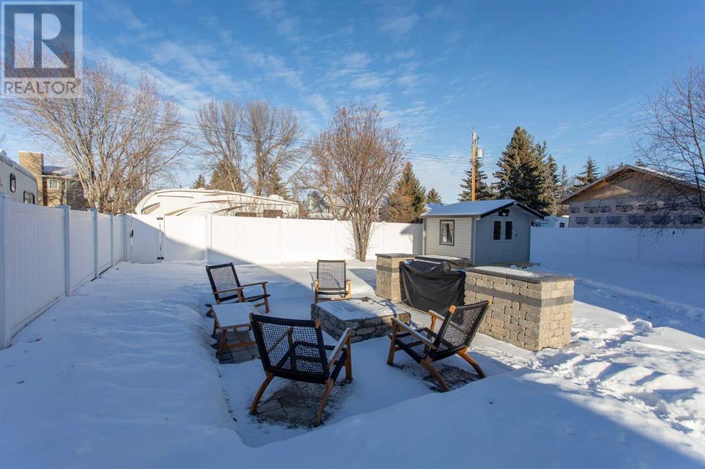 10 Pickwick Lane, Lacombe, Alberta  T4L 1T6 - Photo 47 - A2198337