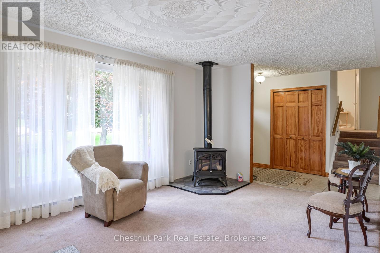 80 Hubbel Crescent, Huntsville, Ontario  P1H 1S6 - Photo 5 - X11988621