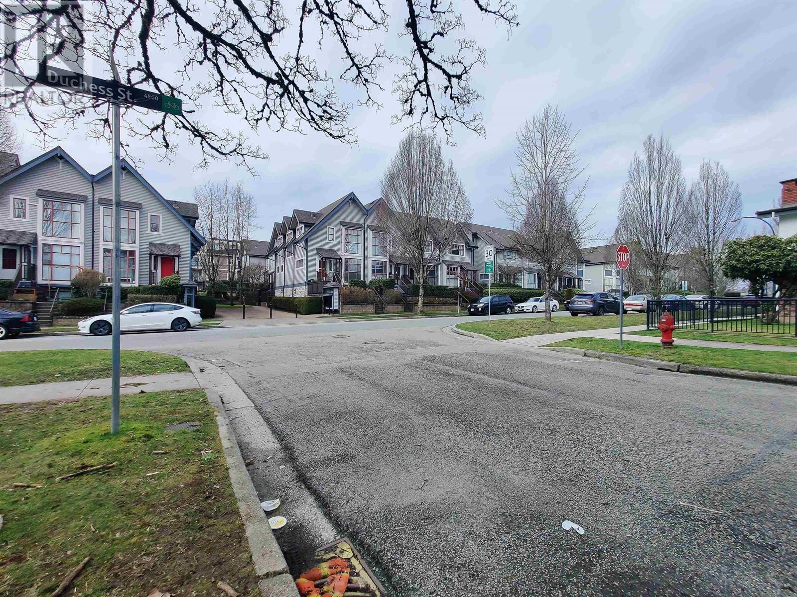 Listing Picture 31 of 40 : 2612 DUKE STREET, Vancouver / 溫哥華 - 魯藝地產 Yvonne Lu Group - MLS Medallion Club Member