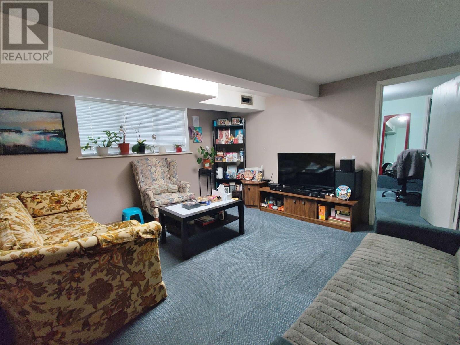 Listing Picture 20 of 40 : 2612 DUKE STREET, Vancouver / 溫哥華 - 魯藝地產 Yvonne Lu Group - MLS Medallion Club Member