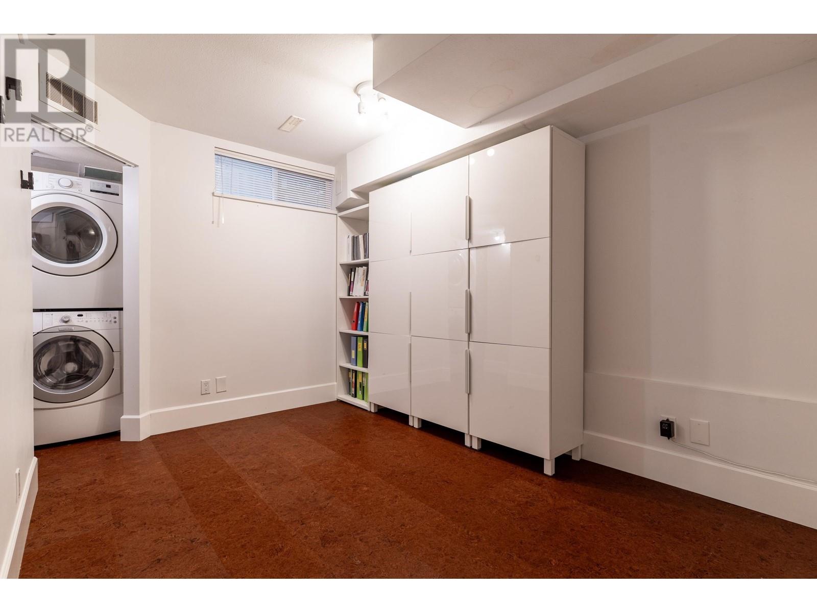 Listing Picture 24 of 30 : 2868 SOTAO AVENUE, Vancouver / 溫哥華 - 魯藝地產 Yvonne Lu Group - MLS Medallion Club Member