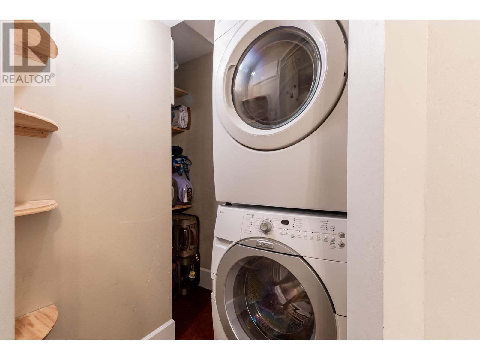 Listing Picture 22 of 30 : 2868 SOTAO AVENUE, Vancouver / 溫哥華 - 魯藝地產 Yvonne Lu Group - MLS Medallion Club Member