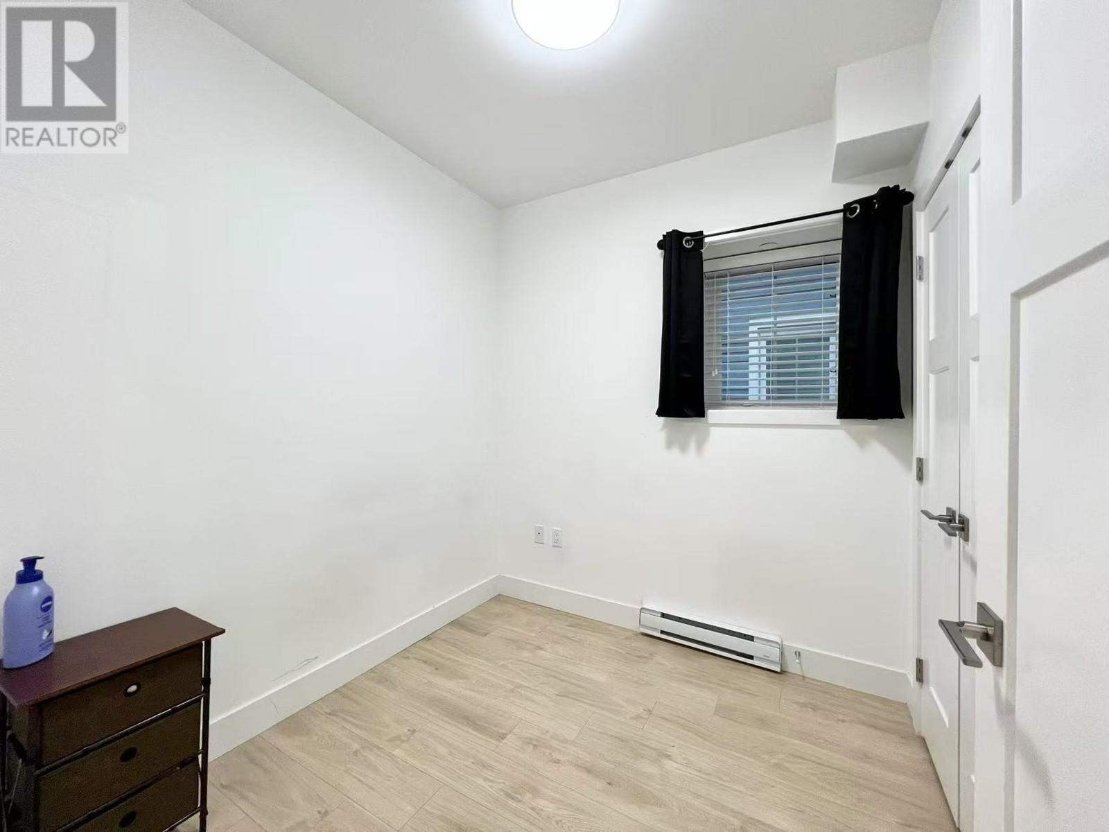 4793 Slocan Street, Vancouver, British Columbia  V5R 2A2 - Photo 10 - R2972058