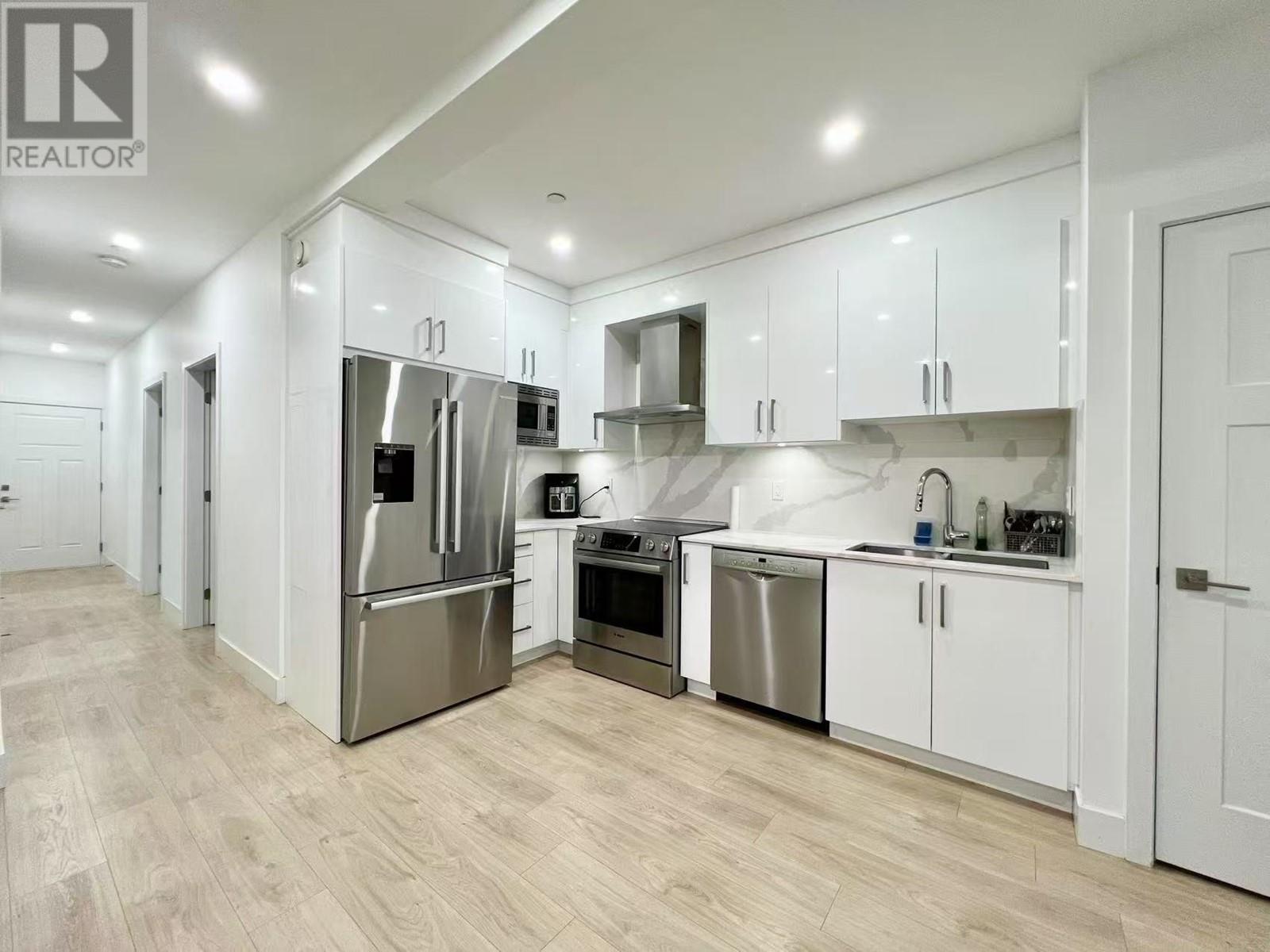 4793 Slocan Street, Vancouver, British Columbia  V5R 2A2 - Photo 4 - R2972058