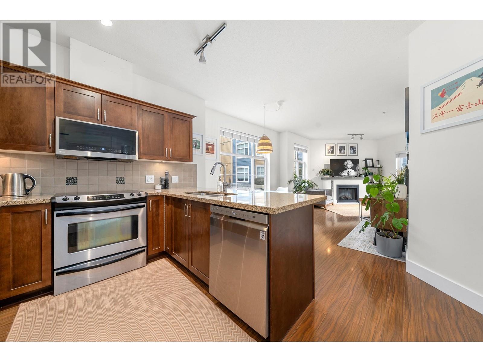 Property at 225 1336 MAIN STREET image 3