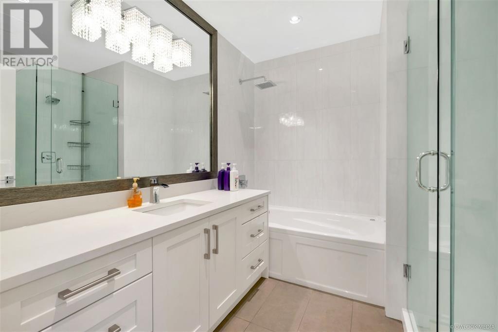 Listing Picture 13 of 20 : 7442 WILLIAMS ROAD, Richmond / 烈治文 - 魯藝地產 Yvonne Lu Group - MLS Medallion Club Member