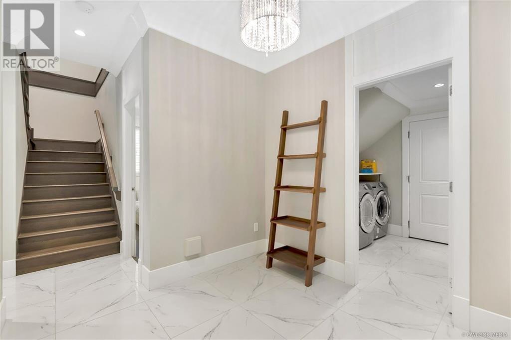 Listing Picture 7 of 20 : 7442 WILLIAMS ROAD, Richmond / 烈治文 - 魯藝地產 Yvonne Lu Group - MLS Medallion Club Member