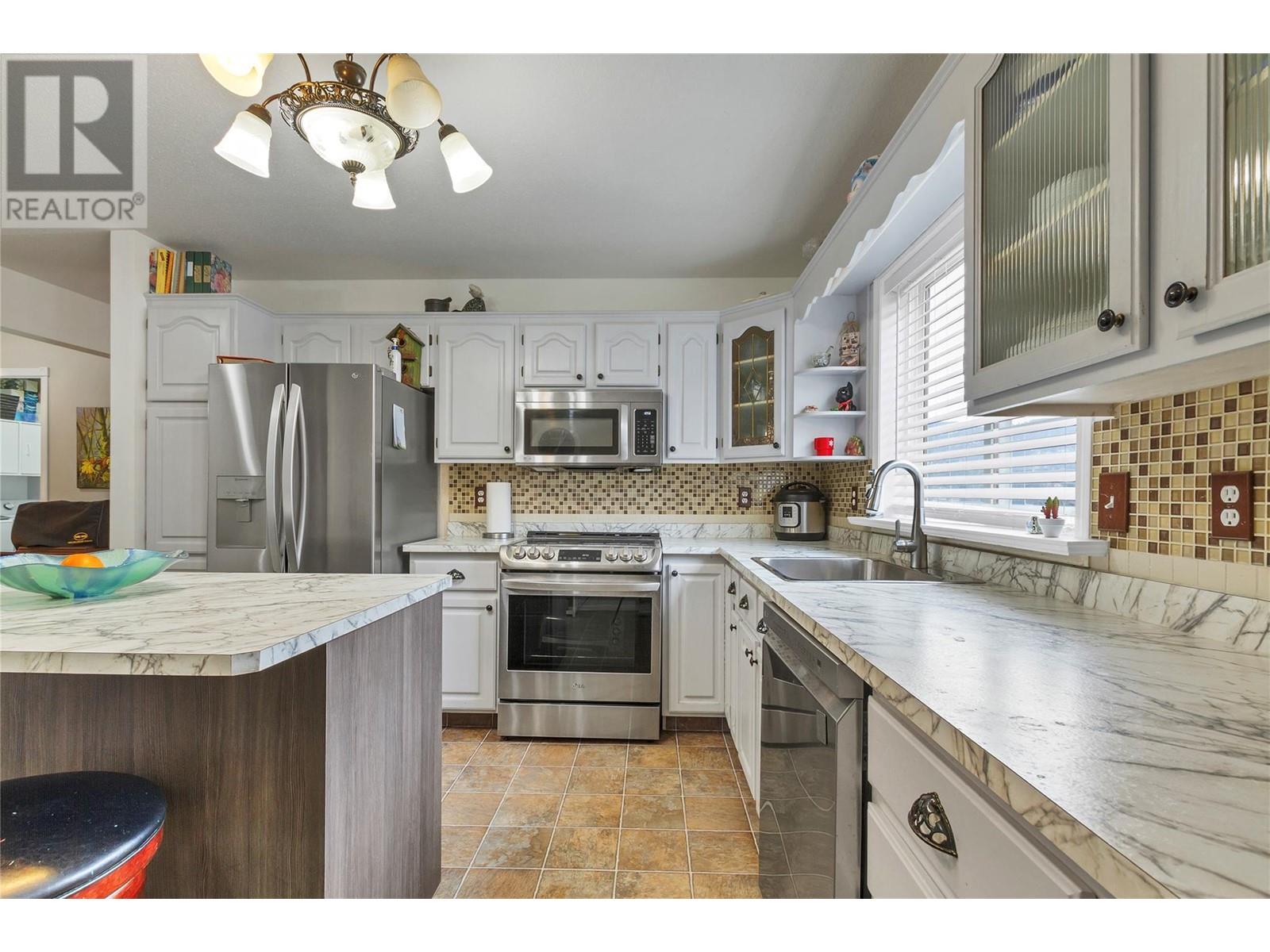 Property at 8700 Clerke Road Unit# 1 image 4