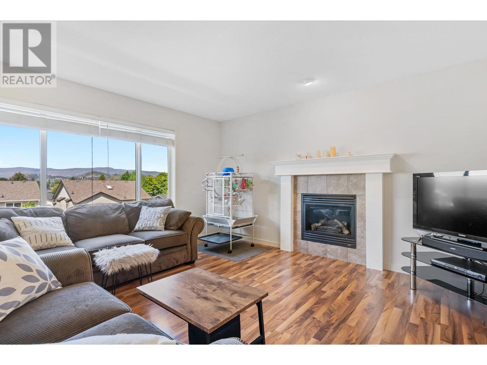 182 Poonian Court, Kelowna, British Columbia  V1X 7Y9 - Photo 8 - 10336482