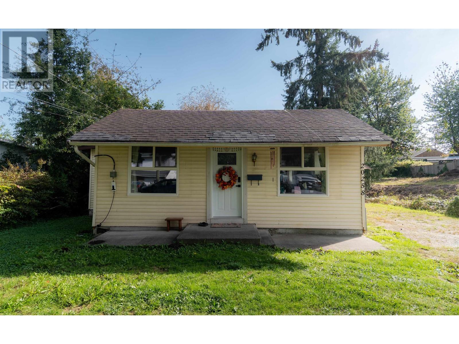 20258 Ospring Street, Maple Ridge, British Columbia  V2X 1K4 - Photo 1 - R2964577