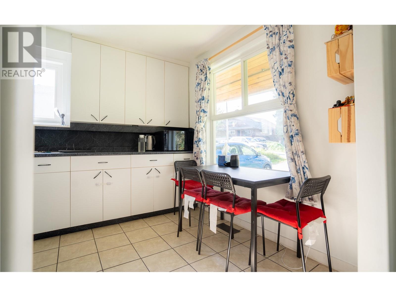 20258 Ospring Street, Maple Ridge, British Columbia  V2X 1K4 - Photo 13 - R2964577
