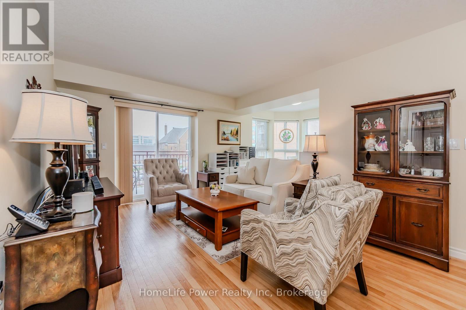 302 - 20 St George Street, Kitchener, Ontario  N2G 2S7 - Photo 6 - X11995481