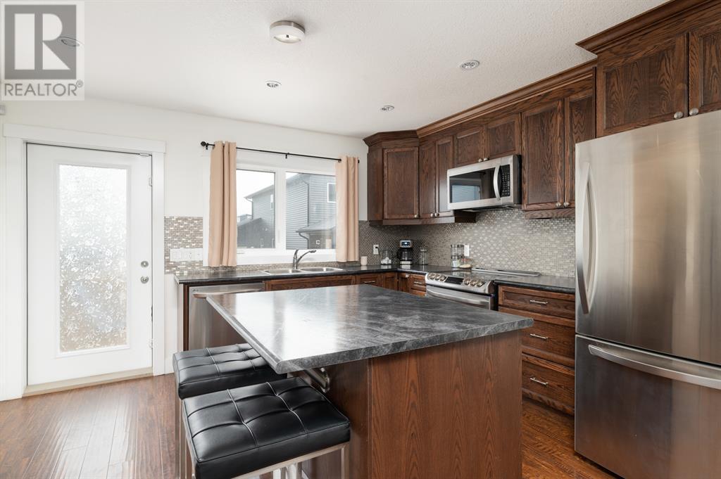 129 Airmont Court, Fort Mcmurray, Alberta  T9J 1G1 - Photo 9 - A2177246