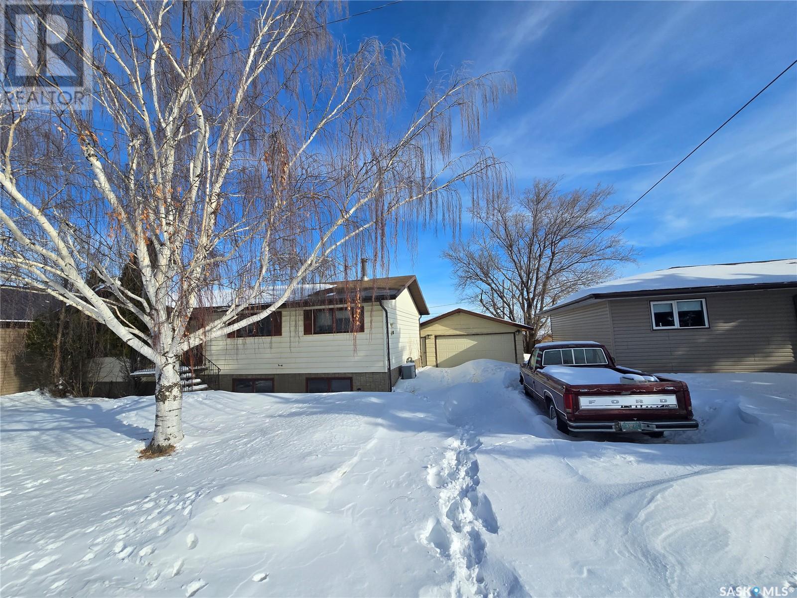 403 2nd Street, Chamberlain, Saskatchewan  S0G 0R0 - Photo 47 - SK996628