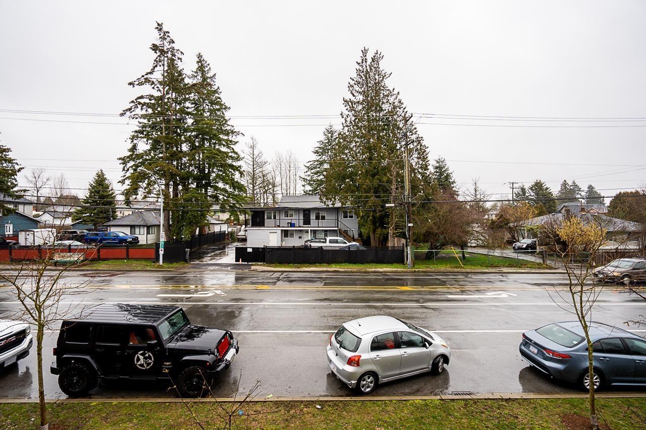 Property at 38 7247 140 STREET image 5