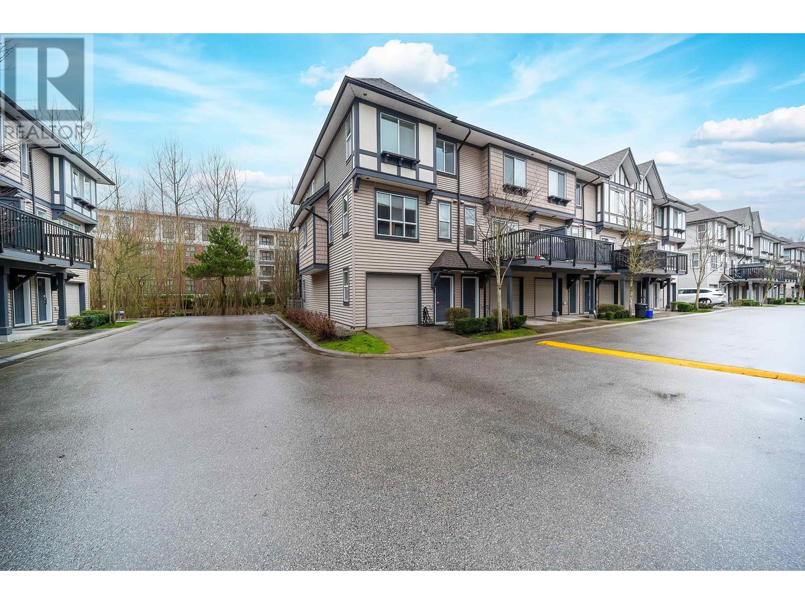 Listing Picture 8 of 37 : 34 9566 TOMICKI AVENUE, Richmond / 烈治文 - 魯藝地產 Yvonne Lu Group - MLS Medallion Club Member