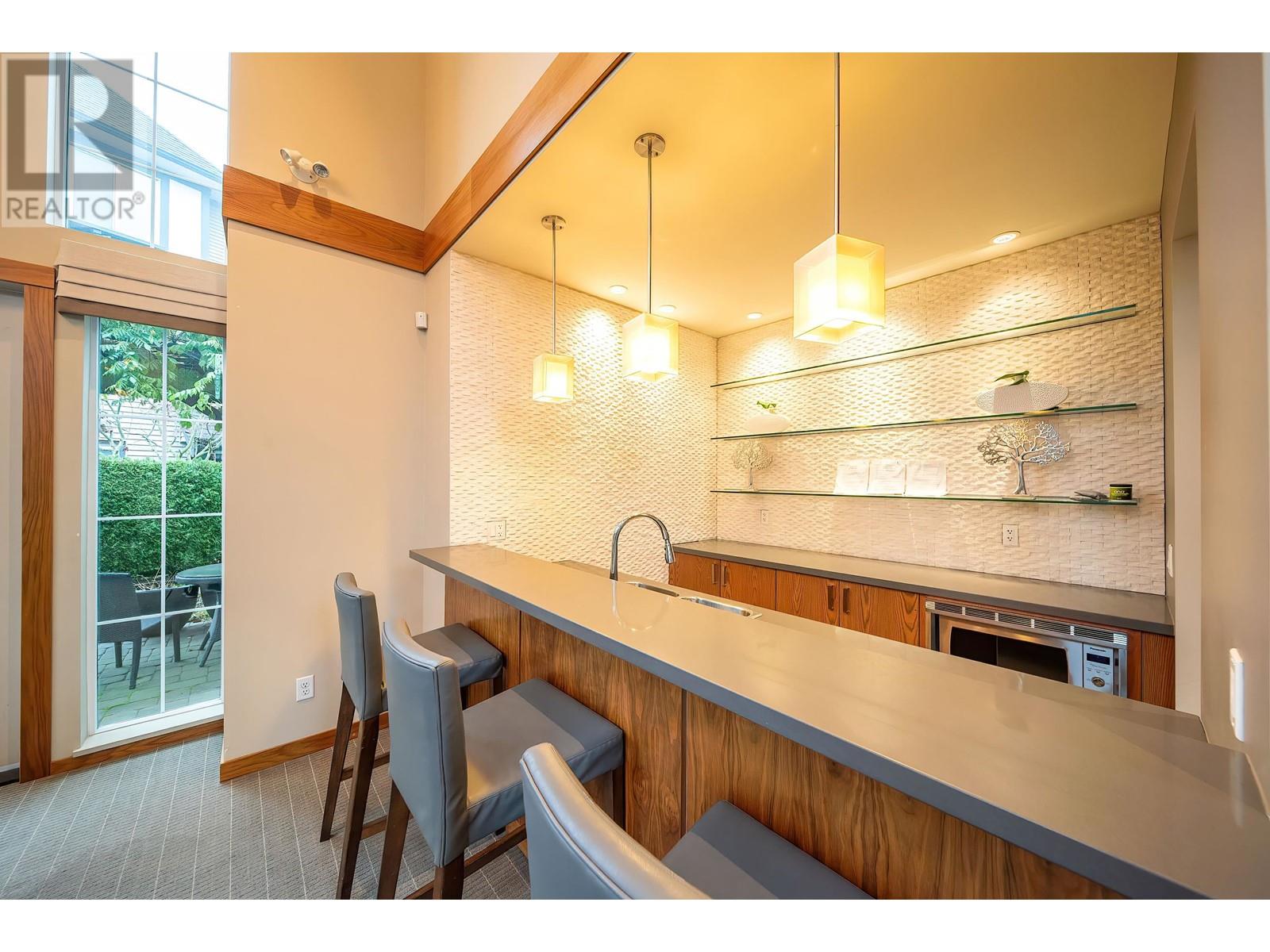 Listing Picture 33 of 37 : 34 9566 TOMICKI AVENUE, Richmond / 烈治文 - 魯藝地產 Yvonne Lu Group - MLS Medallion Club Member