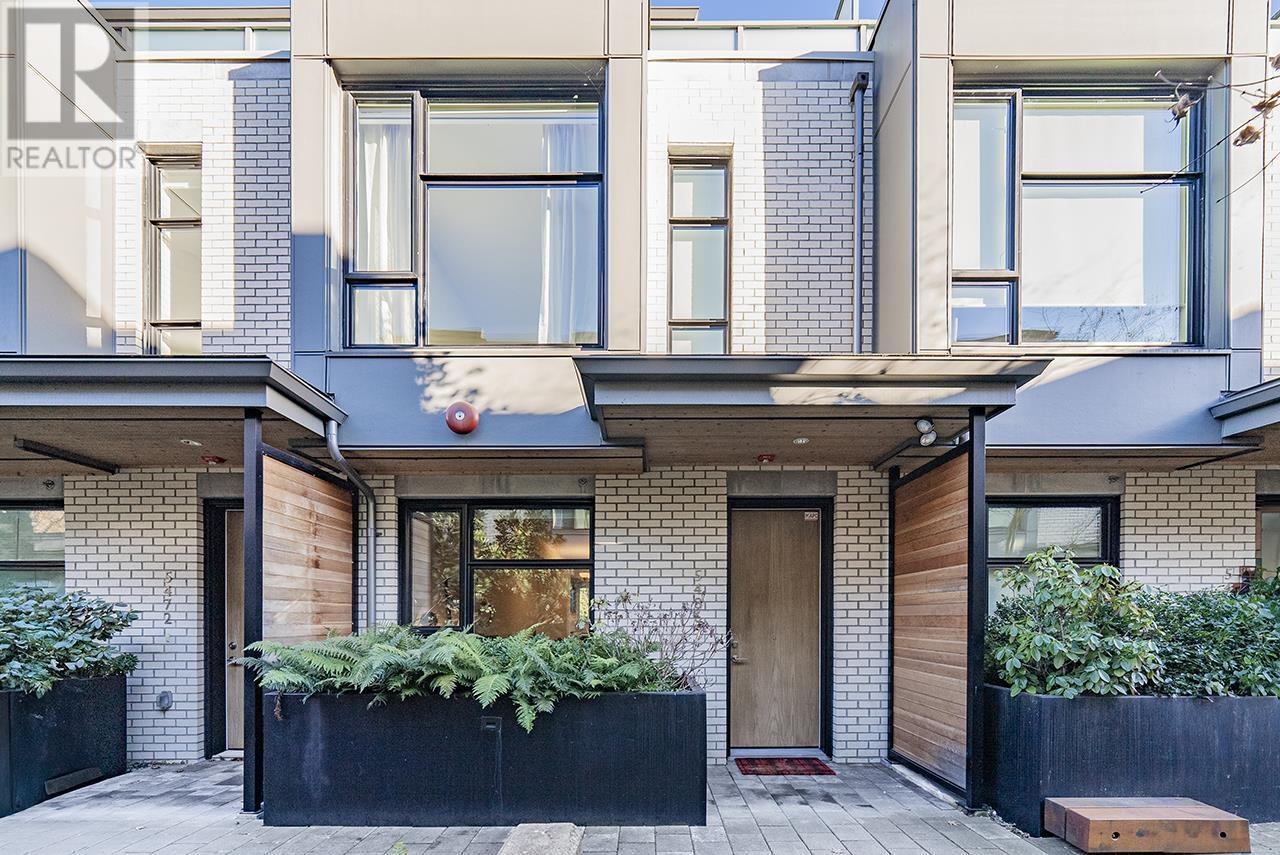 Listing Picture 4 of 32 : 5486 OAK STREET, Vancouver / 溫哥華 - 魯藝地產 Yvonne Lu Group - MLS Medallion Club Member