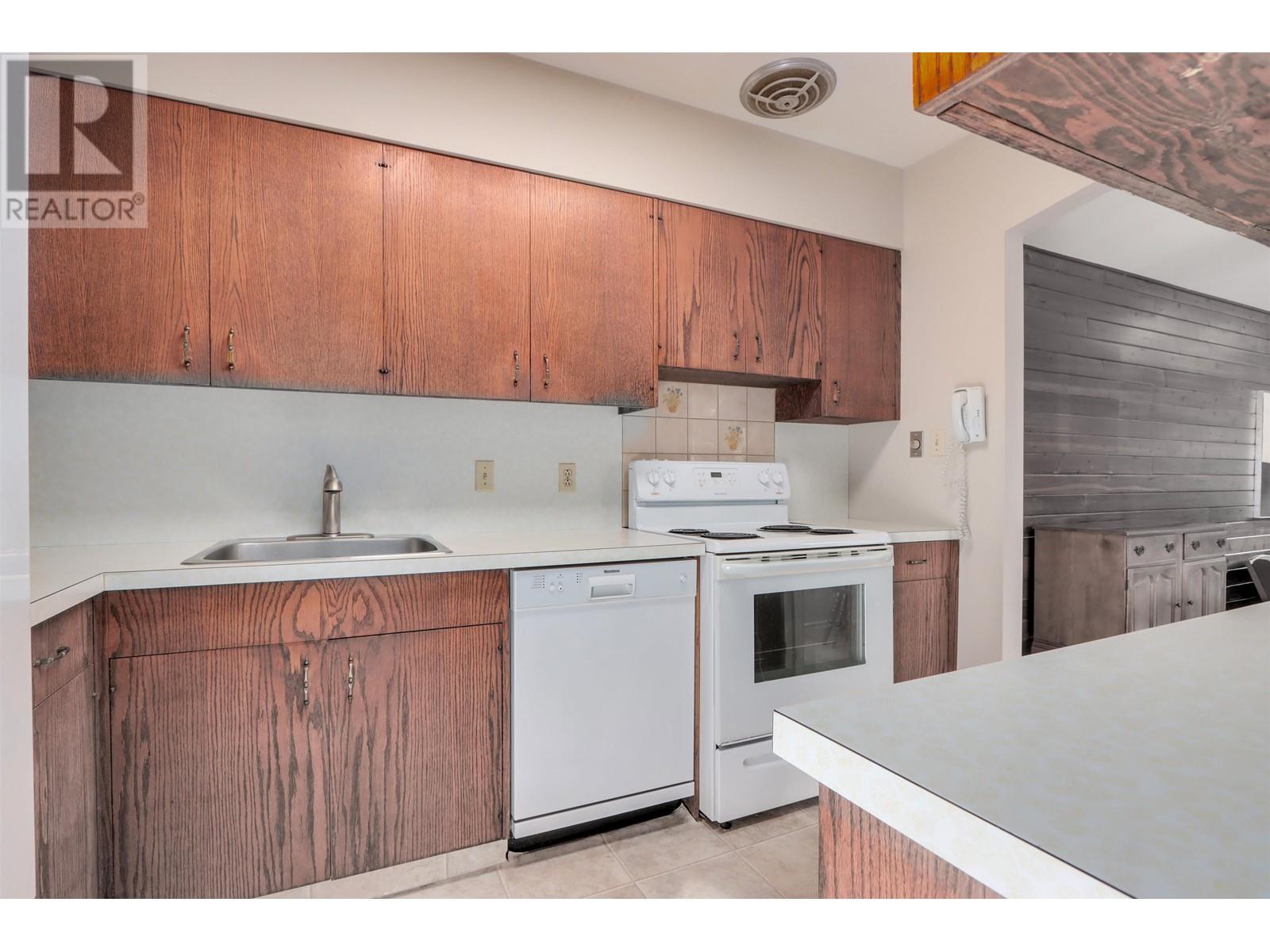 5070 Blenheim Street, Vancouver, British Columbia  V6N 1N5 - Photo 7 - R2971501