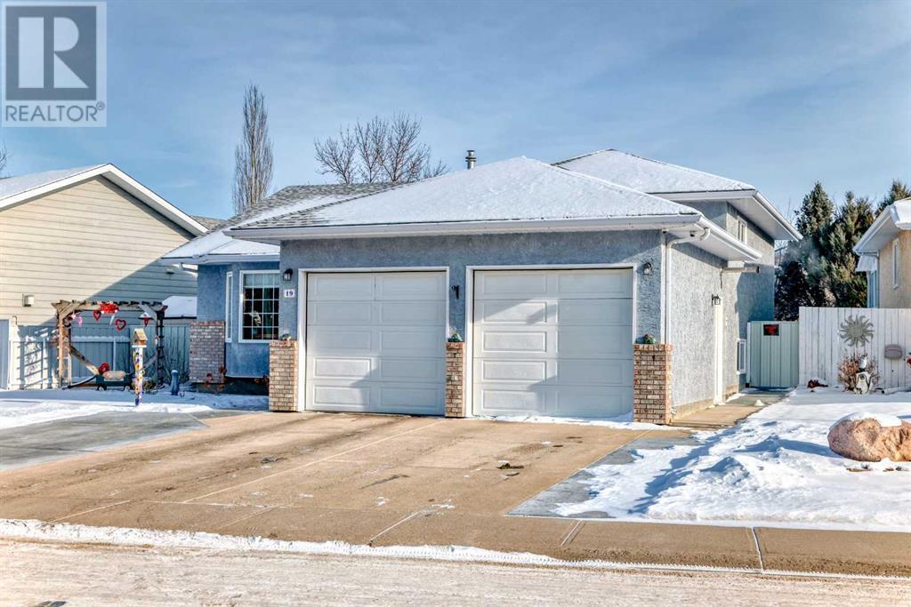 19 Ermineview Road N, Lethbridge, Alberta  T1H 6G5 - Photo 3 - A2194699