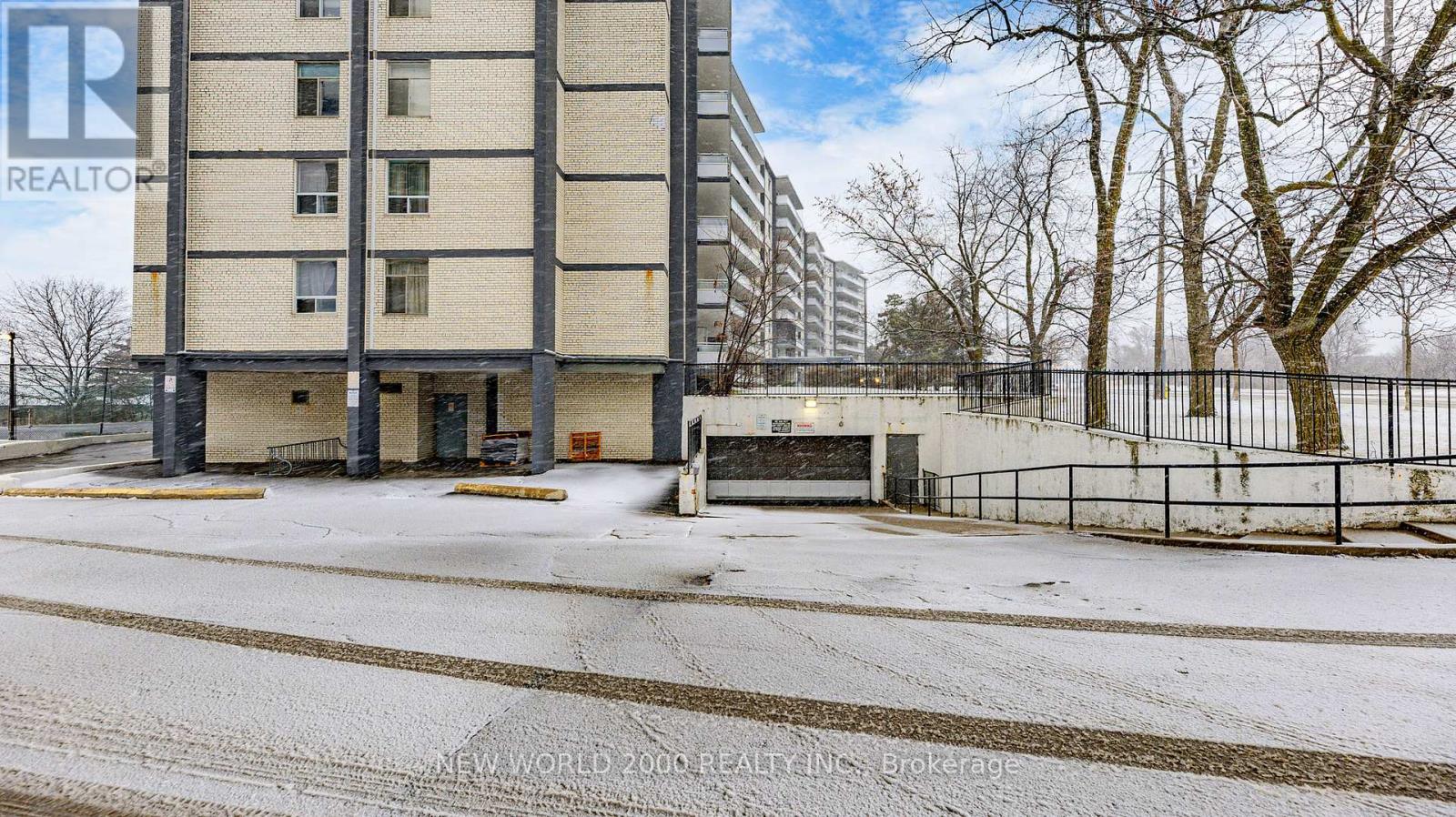 Property at 505 - 3460 KEELE STREET image 4
