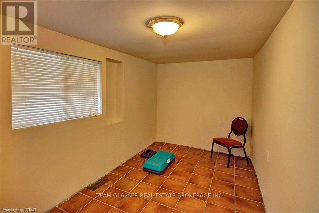 151 Travelled Road, London East, Ontario  N6M 1H3 - Photo 10 - X11995563