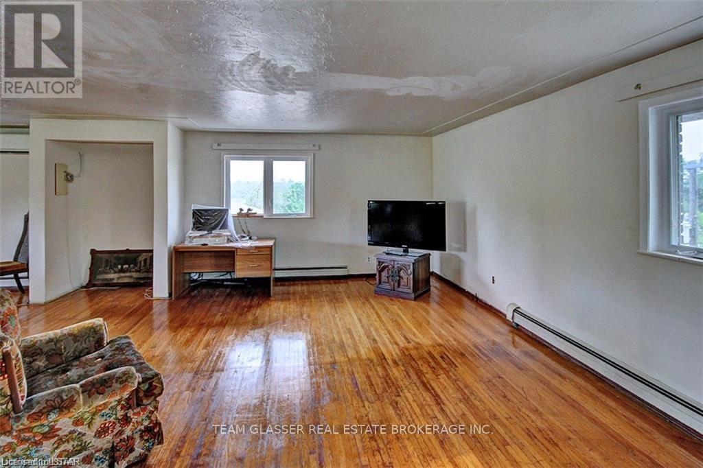 151 Travelled Road, London East, Ontario  N6M 1H3 - Photo 28 - X11995563