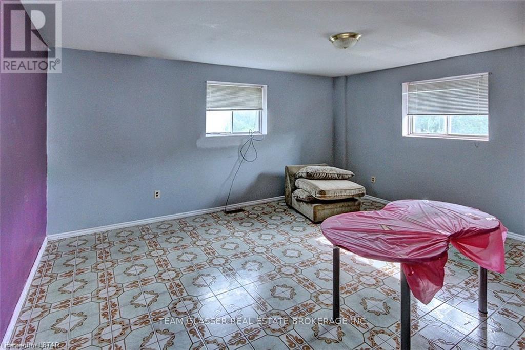 151 Travelled Road, London East, Ontario  N6M 1H3 - Photo 9 - X11995563