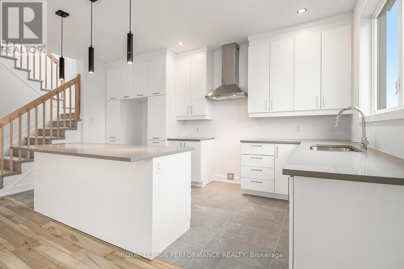 94 Rutile Street, Clarence-Rockland, Ontario  K4K 0M6 - Photo 8 - X11995570