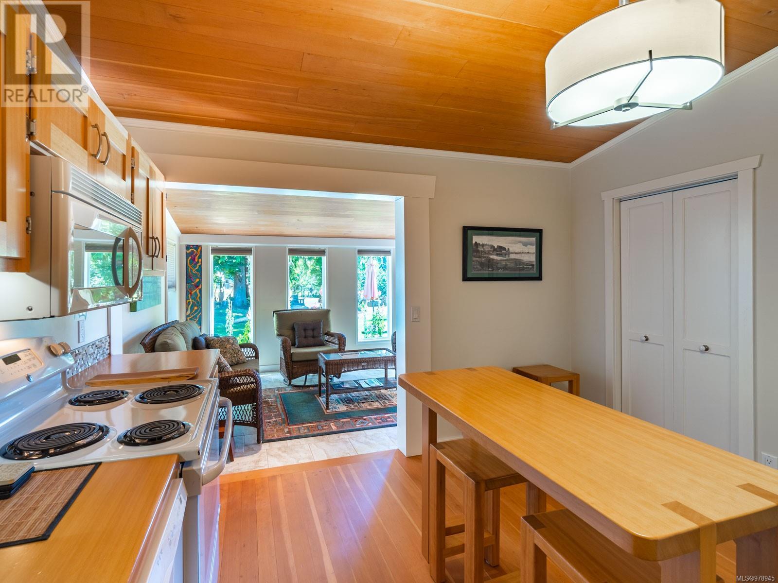410 17th Ave, Sointula, British Columbia  V0N 3E0 - Photo 52 - 978945