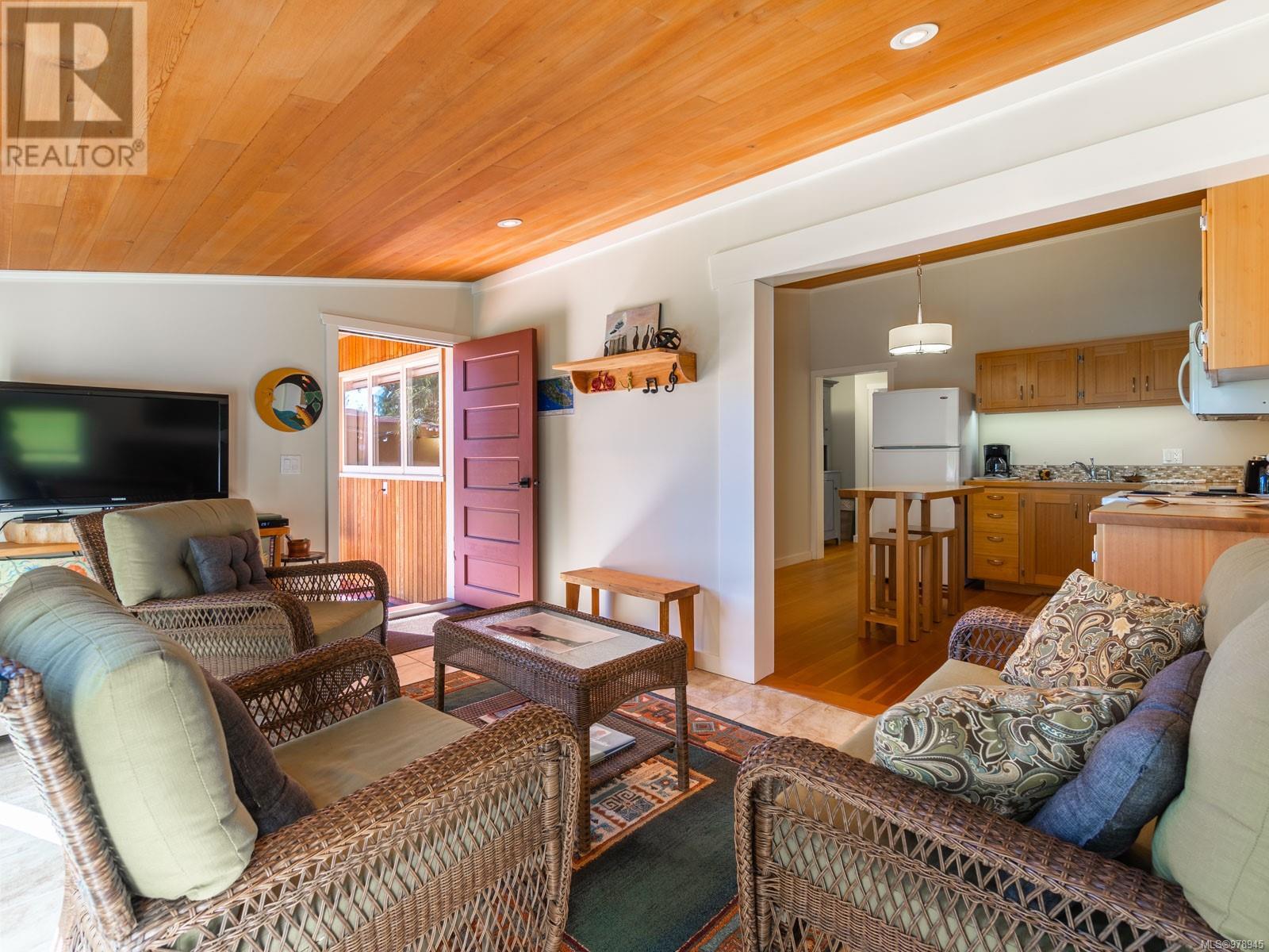 410 17th Ave, Sointula, British Columbia  V0N 3E0 - Photo 48 - 978945