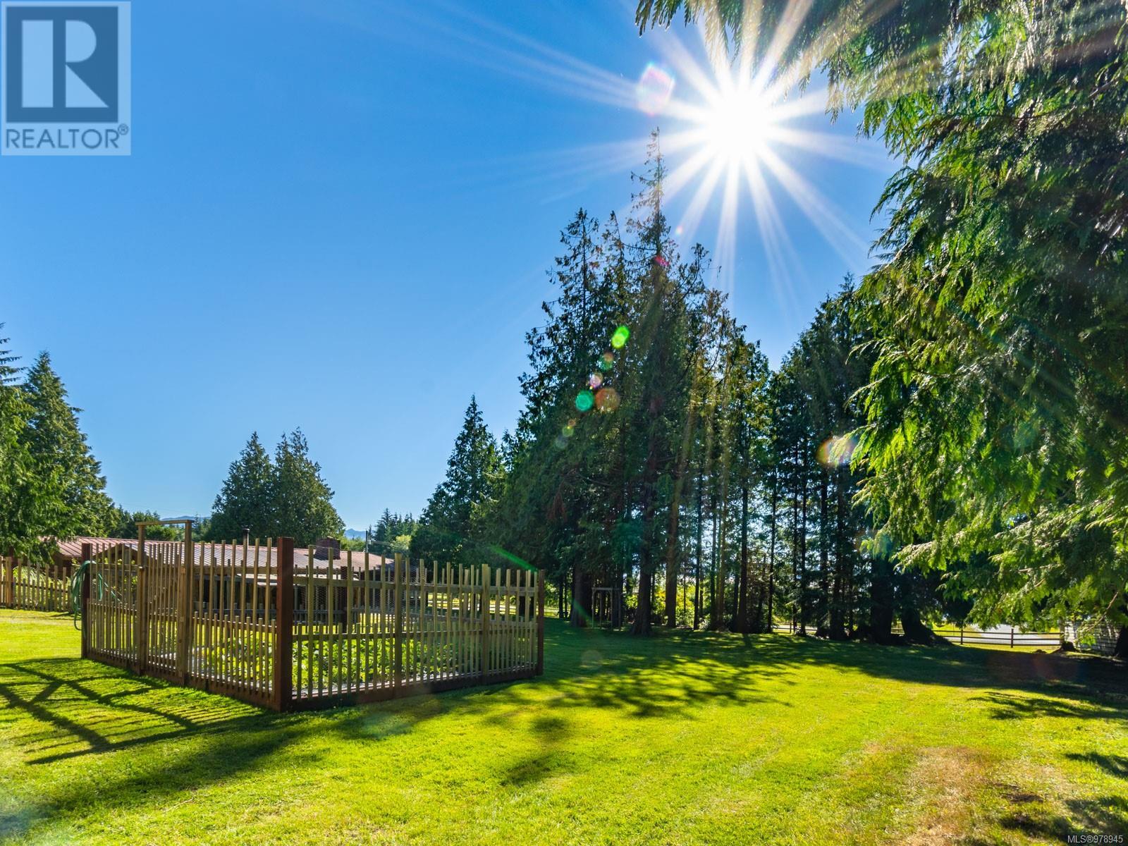 410 17th Ave, Sointula, British Columbia  V0N 3E0 - Photo 64 - 978945