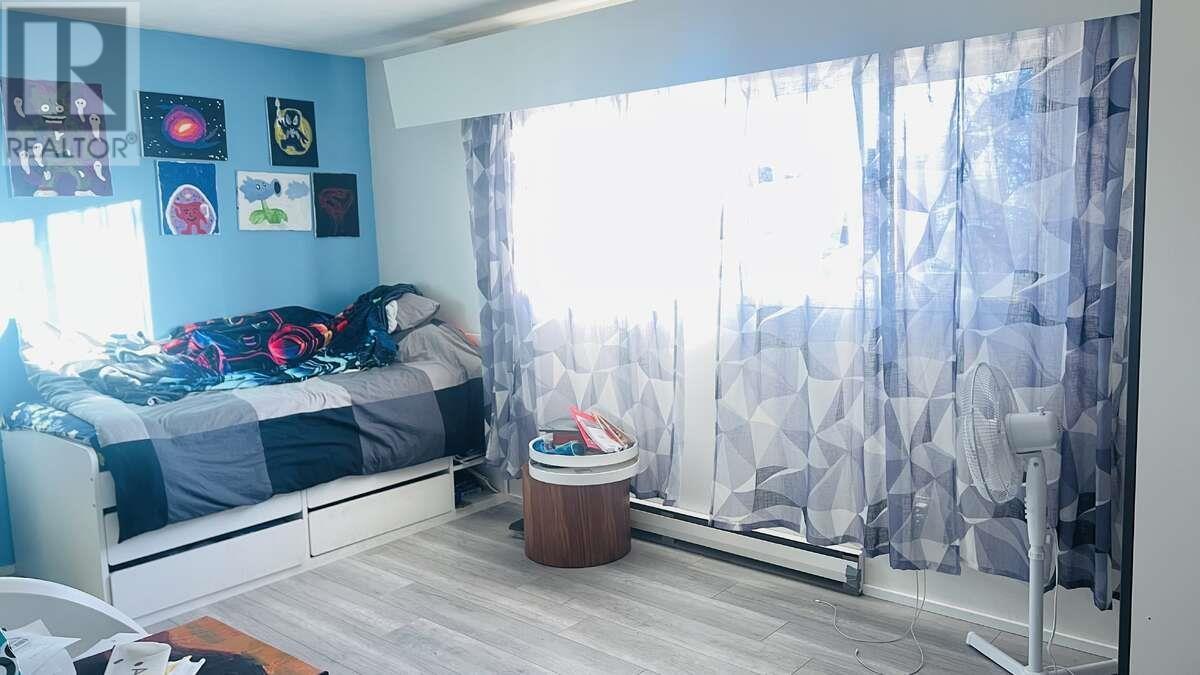 Listing Picture 13 of 18 : 753 E 55TH AVENUE, Vancouver / 溫哥華 - 魯藝地產 Yvonne Lu Group - MLS Medallion Club Member