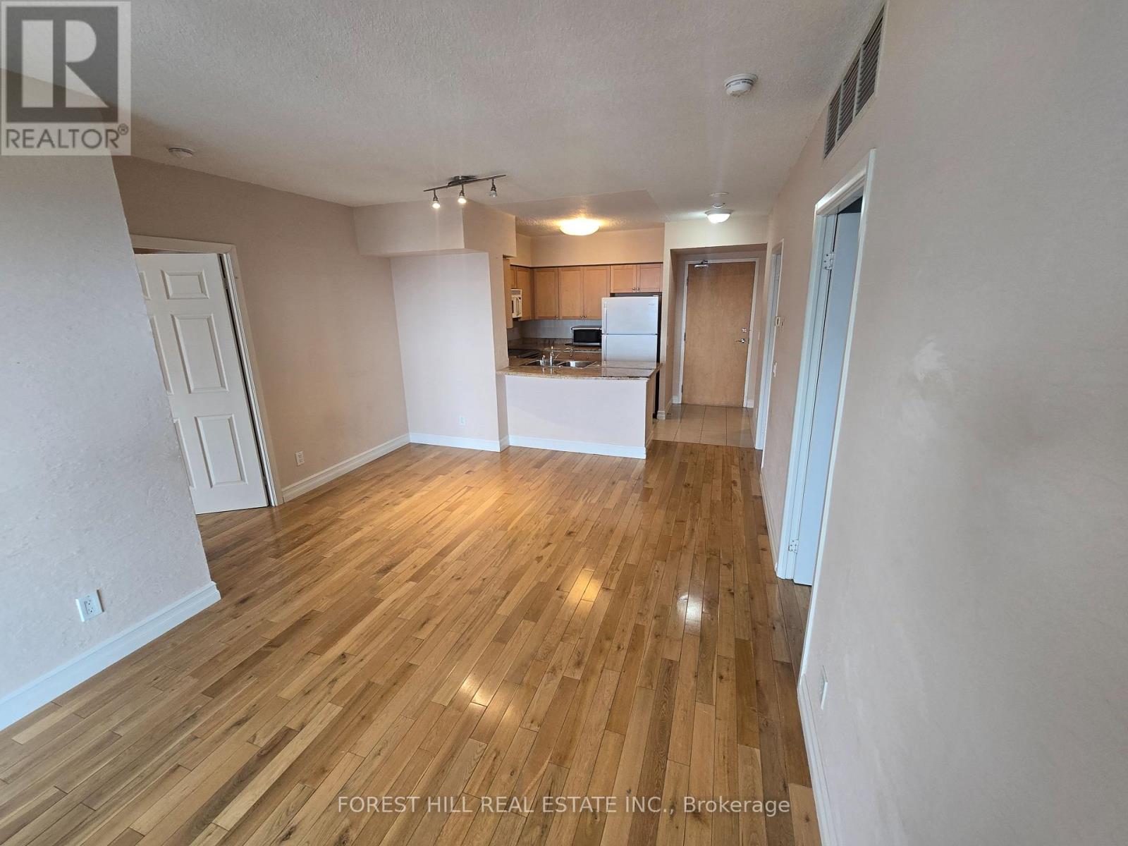 3705 - 4968 Yonge Street, Toronto, Ontario  M2N 7G9 - Photo 6 - C11949102