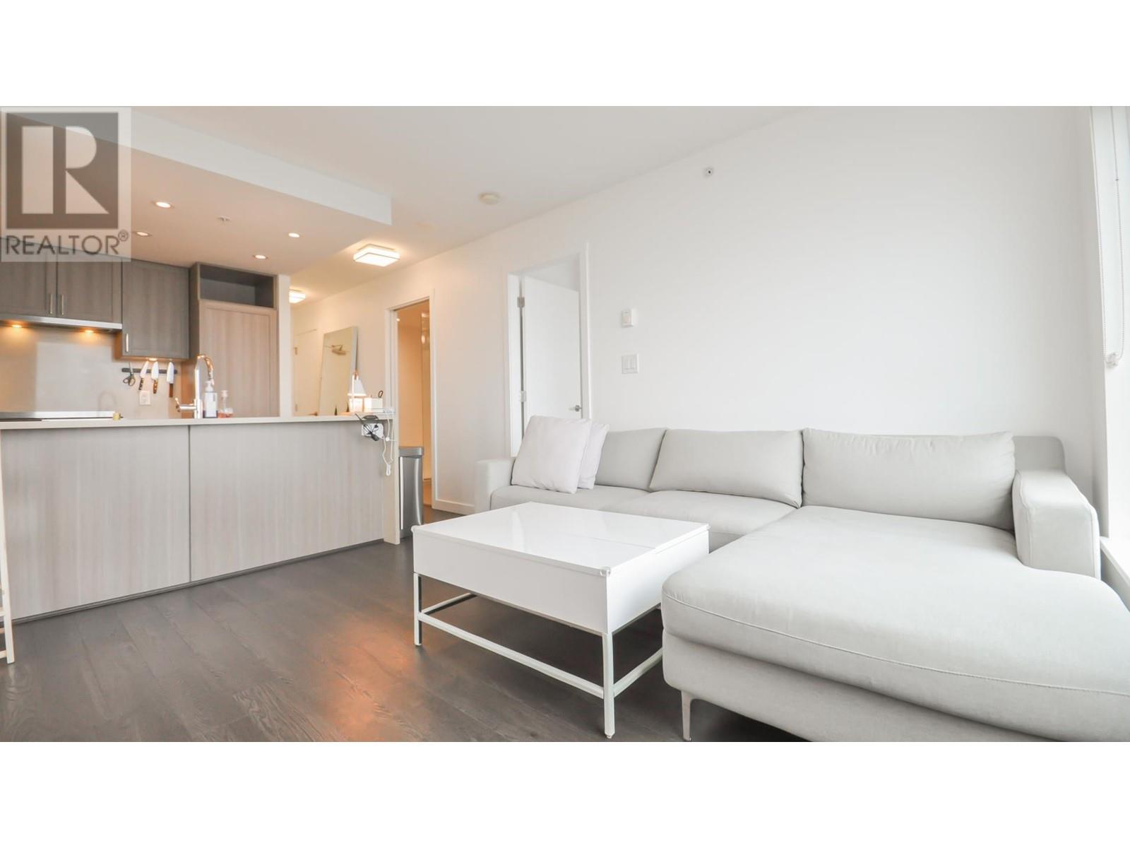 Listing Picture 5 of 23 : 2009 5470 ORMIDALE STREET, Vancouver / 溫哥華 - 魯藝地產 Yvonne Lu Group - MLS Medallion Club Member