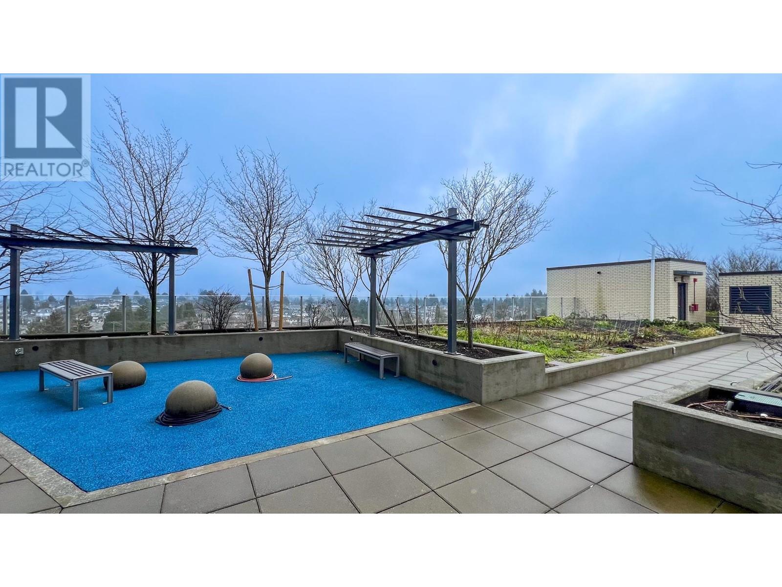 Listing Picture 20 of 23 : 2009 5470 ORMIDALE STREET, Vancouver / 溫哥華 - 魯藝地產 Yvonne Lu Group - MLS Medallion Club Member