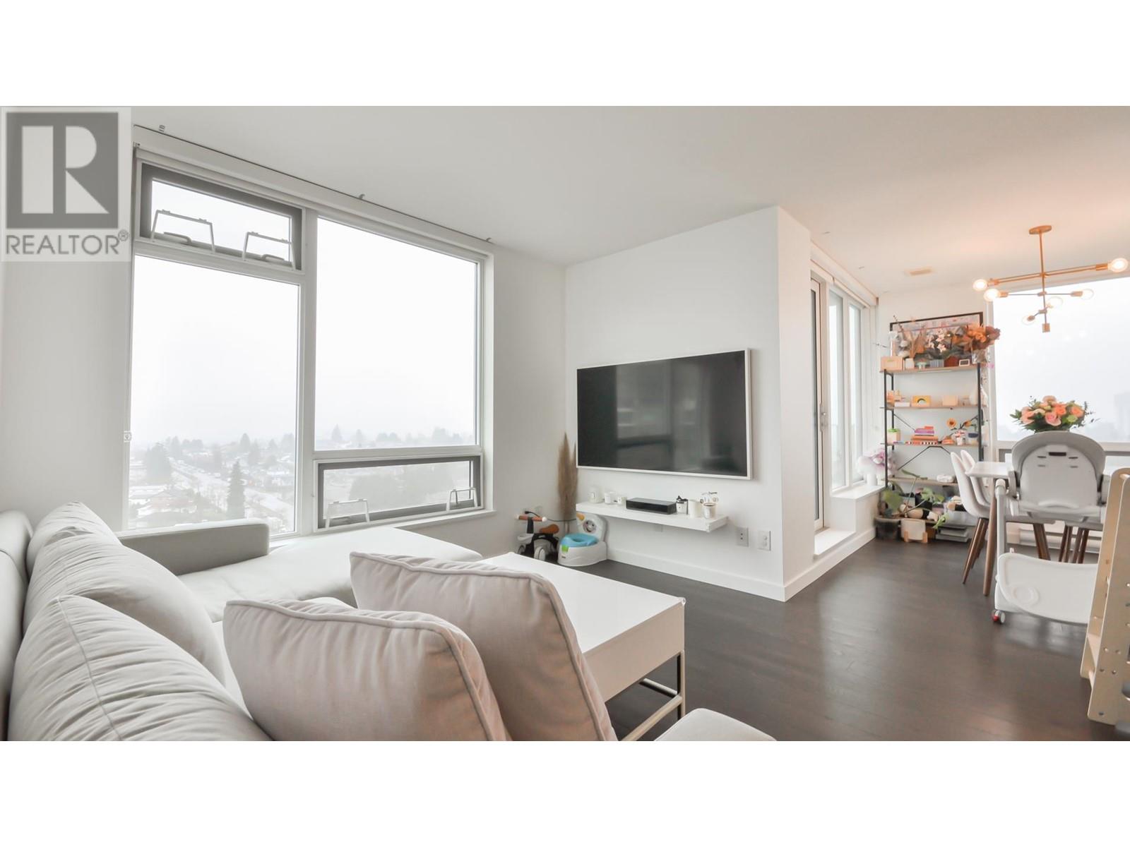 Listing Picture 4 of 23 : 2009 5470 ORMIDALE STREET, Vancouver / 溫哥華 - 魯藝地產 Yvonne Lu Group - MLS Medallion Club Member