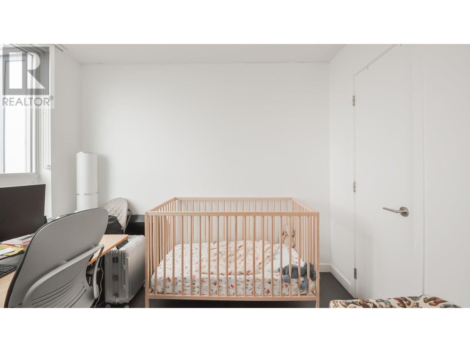 Listing Picture 13 of 23 : 2009 5470 ORMIDALE STREET, Vancouver / 溫哥華 - 魯藝地產 Yvonne Lu Group - MLS Medallion Club Member